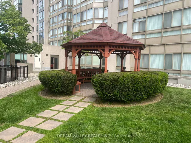 Additional image 8 of 3233 Eglinton Ave Unit 1107