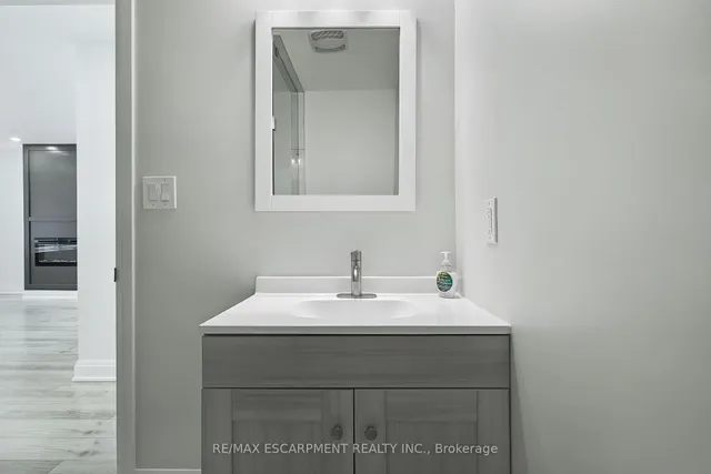 Additional image 16 of 1414 Allangrove Dr