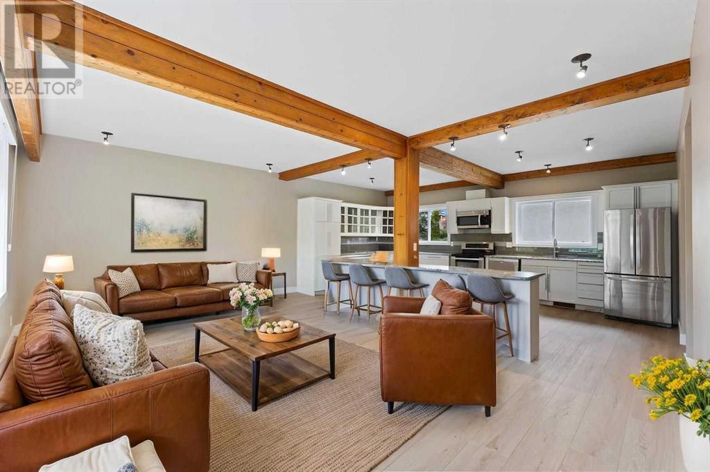 20 Gissing Drive SW|Calgary, Alberta T3E4V7