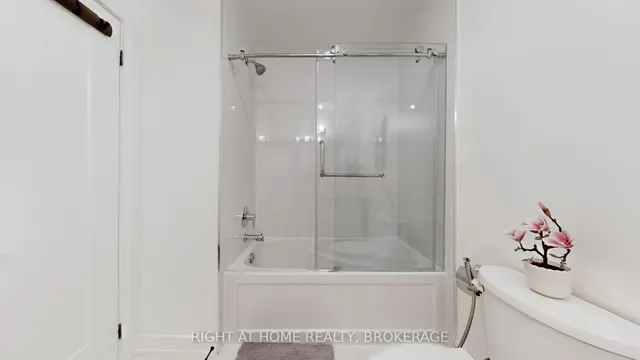 Additional image 33 of 4193 Longmoor Dr Unit 2