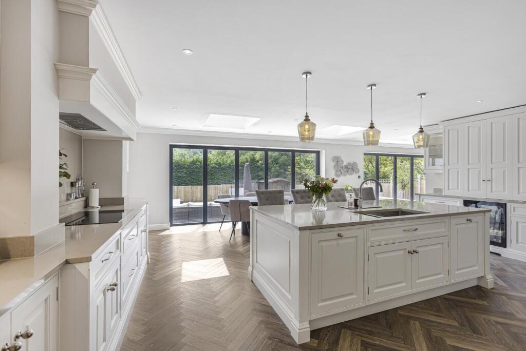 Additional image 5 of The Grove, Brookmans Park , Herts