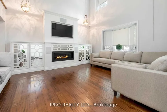 Additional image 4 of 18 Sunset Blvd