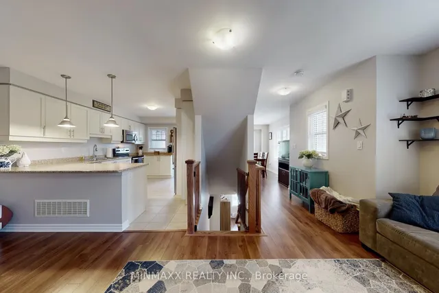 房产图片 15 - 300 Casson Pt