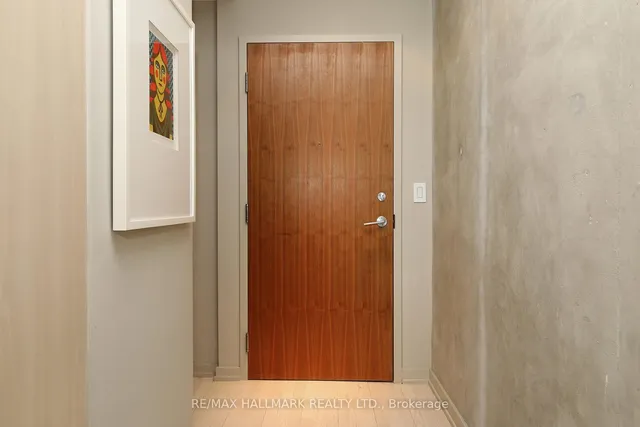 Additional image 3 of 33 Lombard St Unit 2406