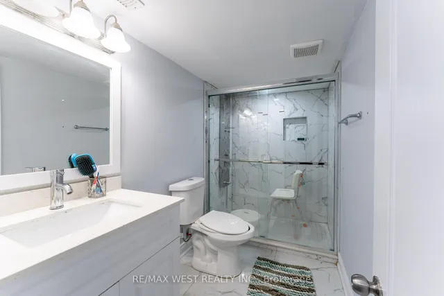 Additional image 37 of 40 Yellowknife Rd