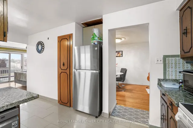 房产图片 17 - 167 SHOREHAM Dr