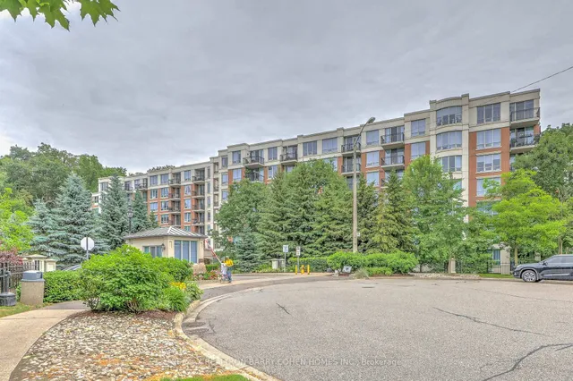 Additional image 30 of 38 William Carson Cres Unit 115