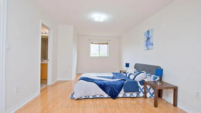 Additional image 24 of 74 EASTVIEW Gate