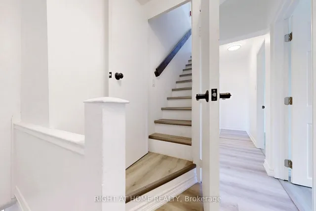 Additional image 14 of 656 Crawford St