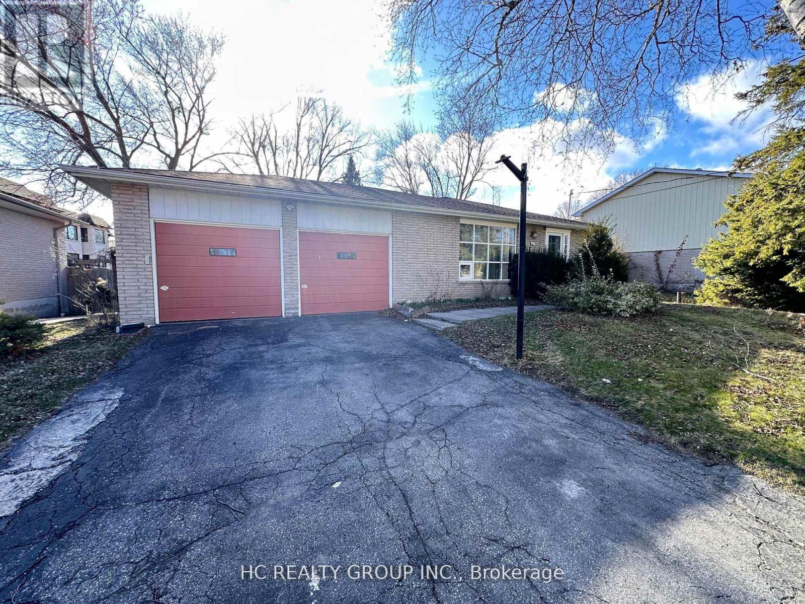 32 SCIBERRAS ROAD|Markham (Unionville), Ontario L3R2J3