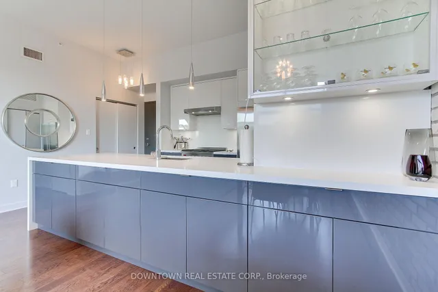 Additional image 13 of 53 Colgate Ave Unit 404