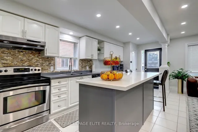 房产图片 12 - 2567 Capilano Cres