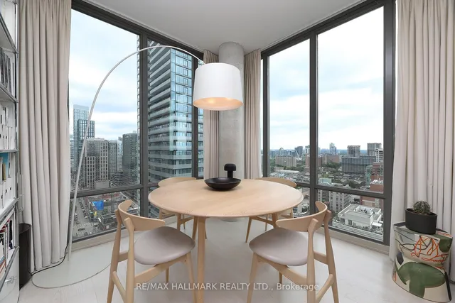 Additional image 22 of 33 Lombard St Unit 2406