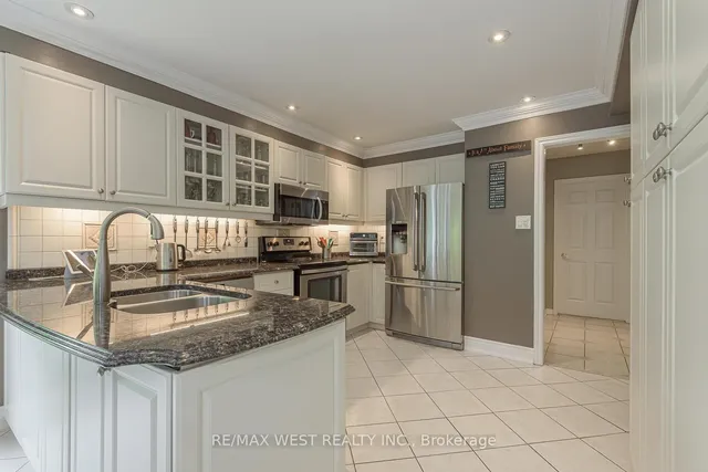 Additional image 15 of 12 Barr Cres