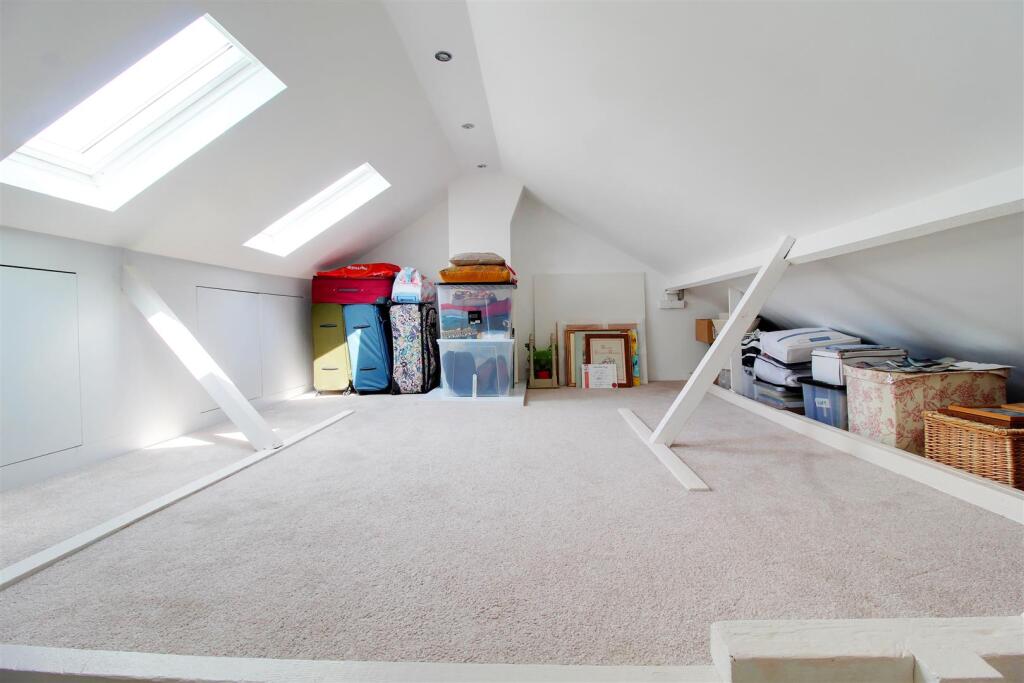 Additional image 21 of Bluebridge Road, Brookmans Park