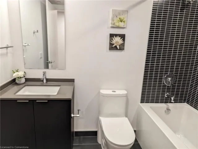 Additional image 32 of 1 Jarvis St Unit 518