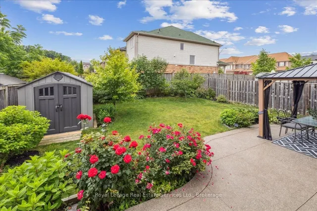 房产图片 42 - 64 Newport Cres