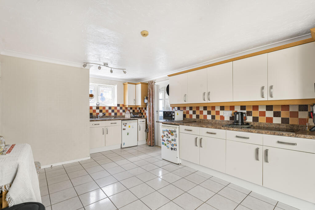 Additional image 14 of Thistle Grove, Welwyn Garden City, Welwyn Hatfield, AL7