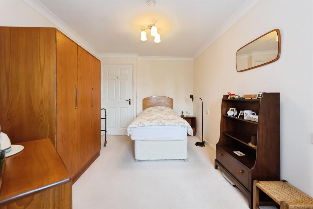 Additional image 10 of Stratford Road, Hall Green, BIRMINGHAM