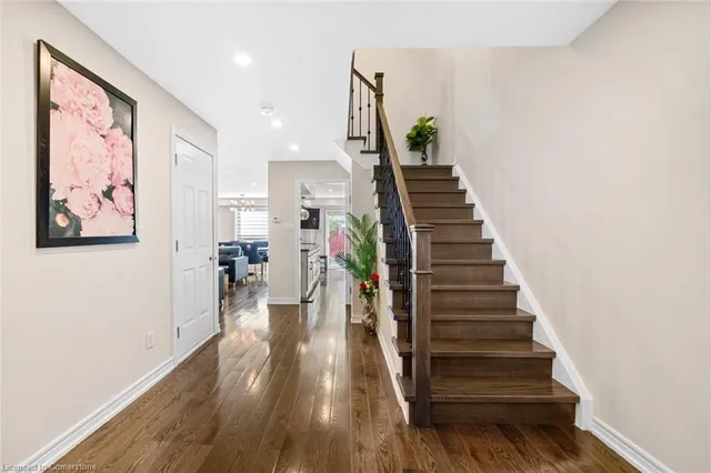 Additional image 10 of 19 Earl Grey St