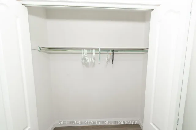 Additional image 34 of 111 AUBREY Ave