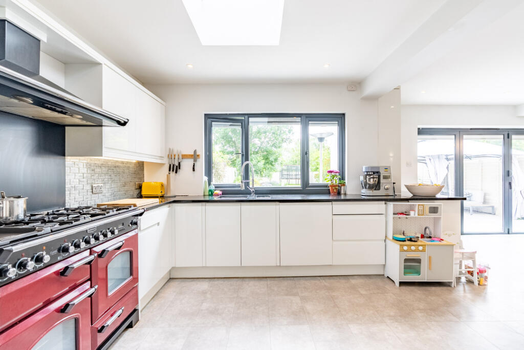 Additional image 4 of Bramble Road, Hatfield, Hertfordshire, AL10