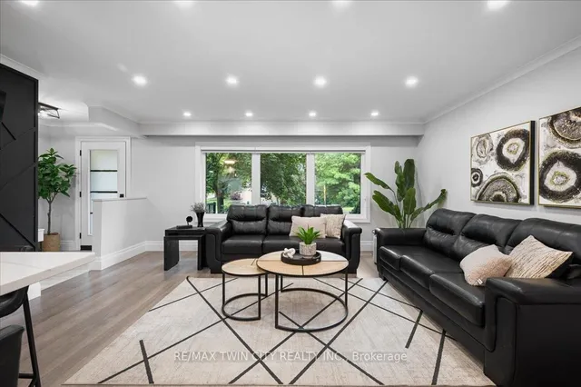 Additional image 13 of 162 Greenbrook Dr