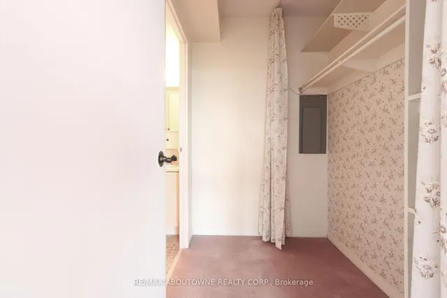 Additional image 27 of 1359 White Oaks Blvd Unit 406