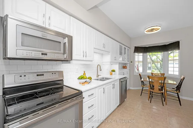 Additional image 13 of 212 Stonehenge Dr Unit 18