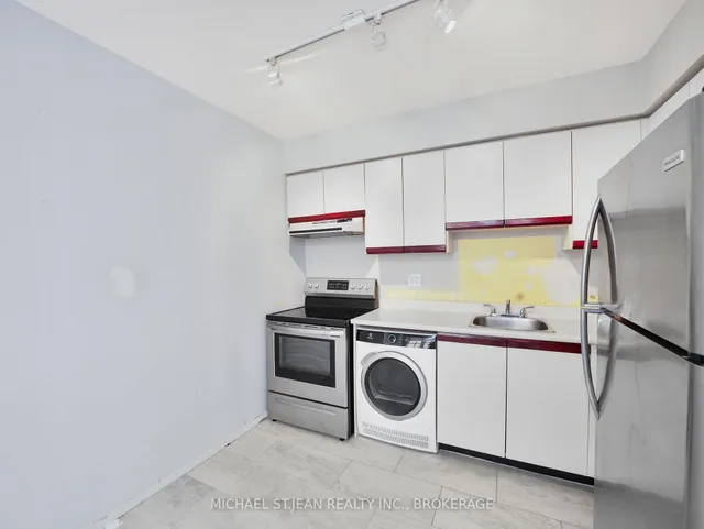 Additional image 24 of 36 James St Unit 703