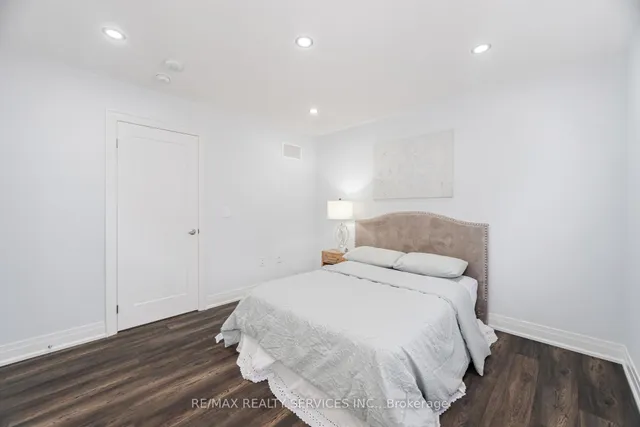 房产图片 35 - 49 Puffin Cres