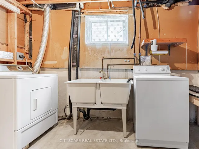 Additional image 30 of 44 Pottery Cres