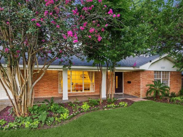 10707 Moonlight Dr, Houston, TX 77096