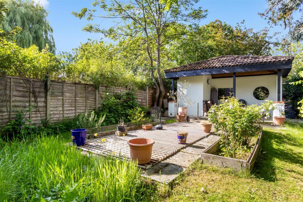 Additional image 14 of The Grove, Brookmans Park