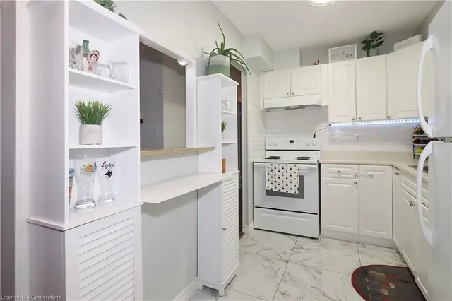 Additional image 21 of 6 Walton Ave Unit 206