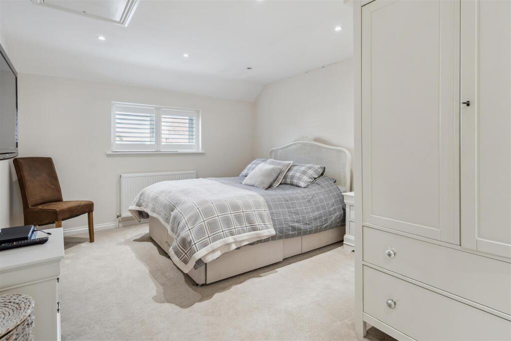 Additional image 19 of Coursers Road, Colney Heath, St. Albans