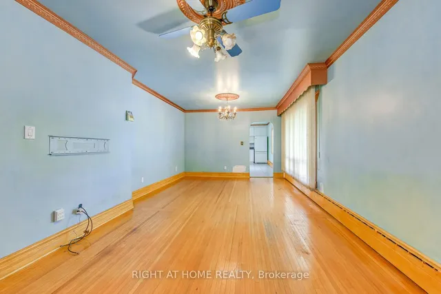 Additional image 8 of 27 Barker Ave