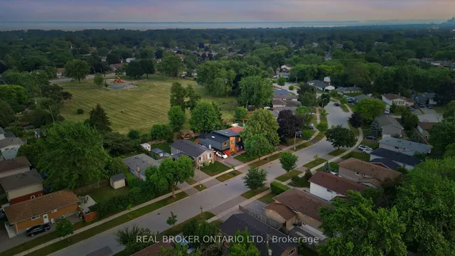 Additional image 43 of 579 Chamberlain Rd