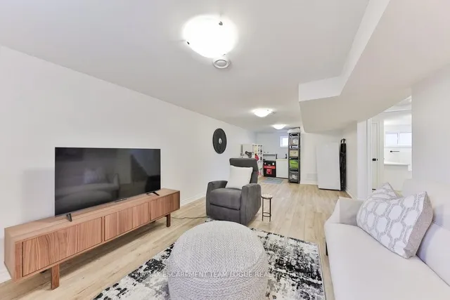 Additional image 32 of 149 East 33rd St