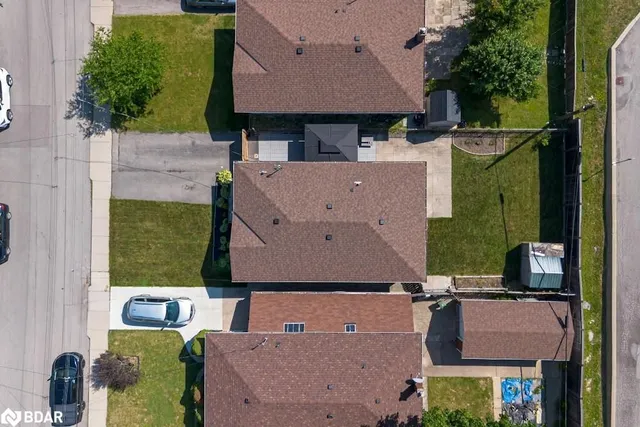 Additional image 36 of 42 Terrace Dr