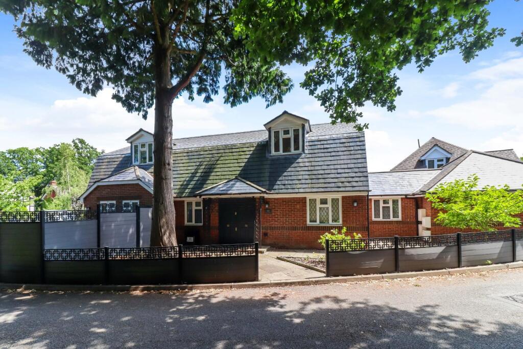 Additional image 33 of Hazel Road, Park Street, St. Albans