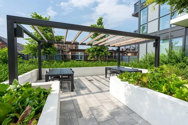 Additional image 33 of 286 Main St Unit 809