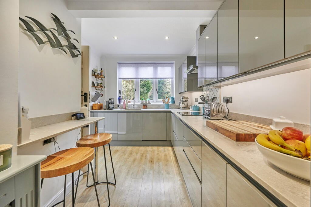 Additional image 8 of Green Lane, St. Albans, Hertfordshire, AL3