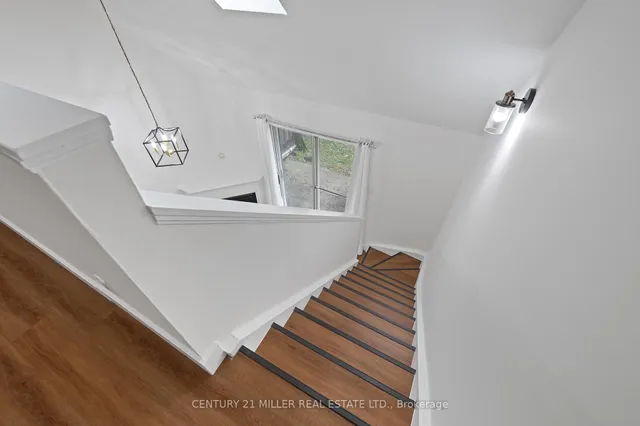 Additional image 18 of 41 Valleyview Rd Unit 19