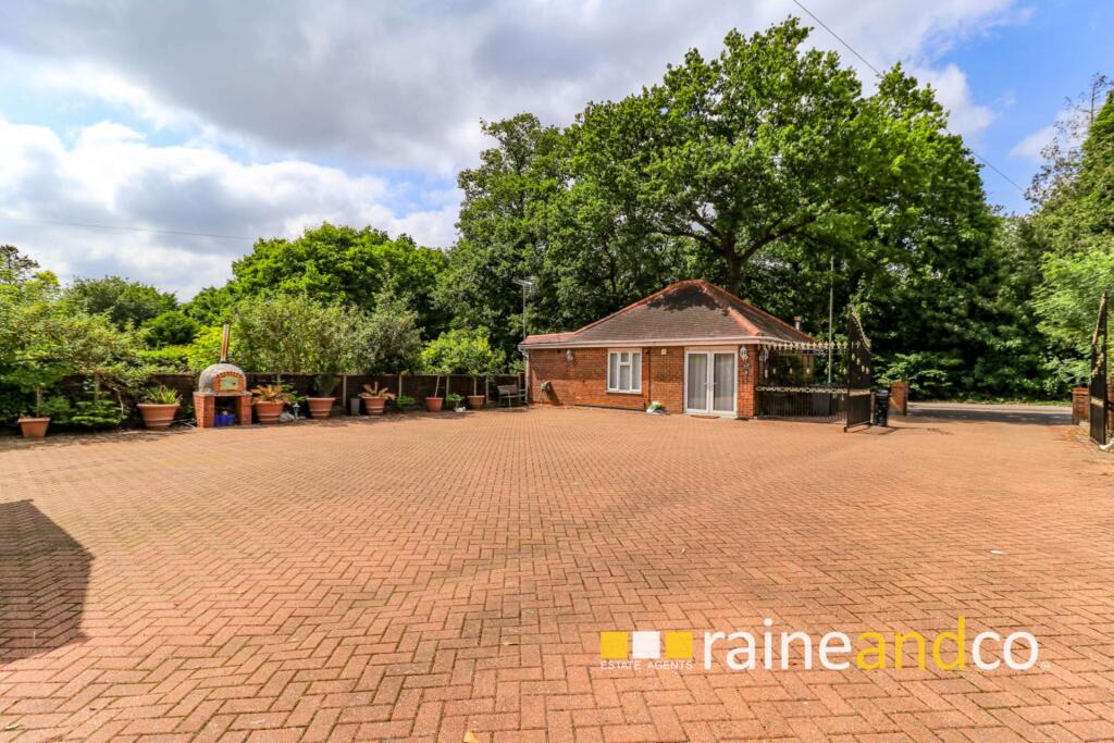 Additional image 34 of St Albans Road West, Hatfield