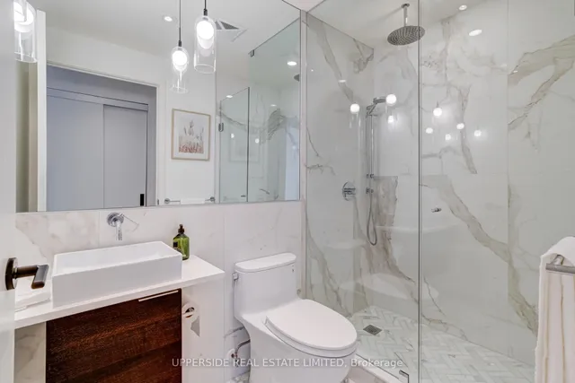 Additional image 23 of 8 Charlotte St Unit 1103