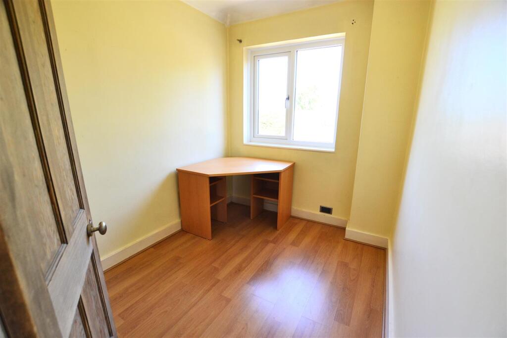 Additional image 18 of Tollgate Road, Colney Heath