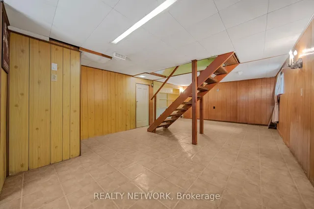 Additional image 35 of 549 Upper Wentworth St