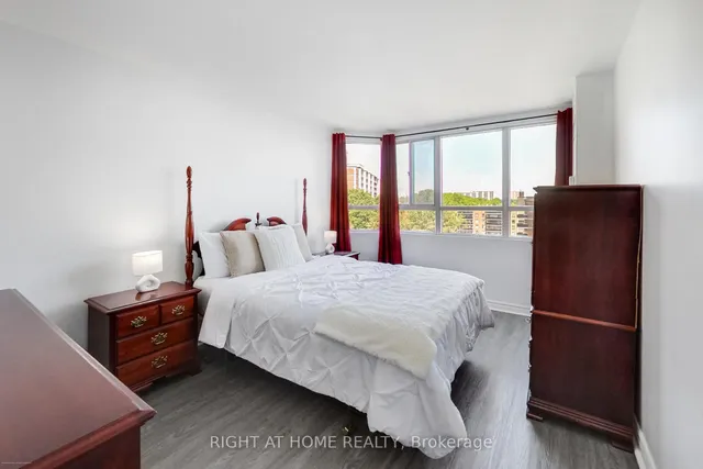 Additional image 18 of 4 Park Vista Unit 1109