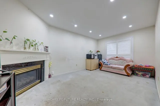 Additional image 17 of 10 Hania Terr